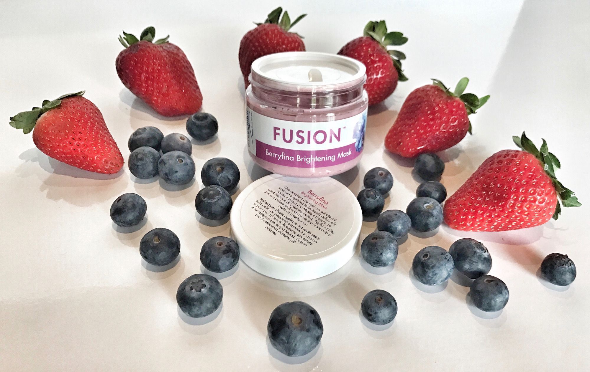 Fusion Berryfina Brightening Mask