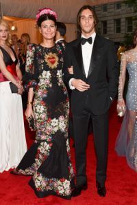 GIOVANNA BATTAGLIA IN DOLCE & GABBANA E VLADIMIR RESTON ROITFELD