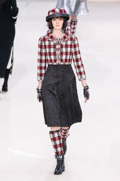 CHANEL FALL WINTER 2016 2017 