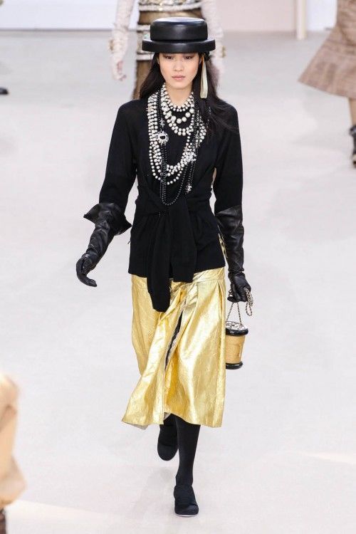 CHANEL FALL WINTER 2016 2017 